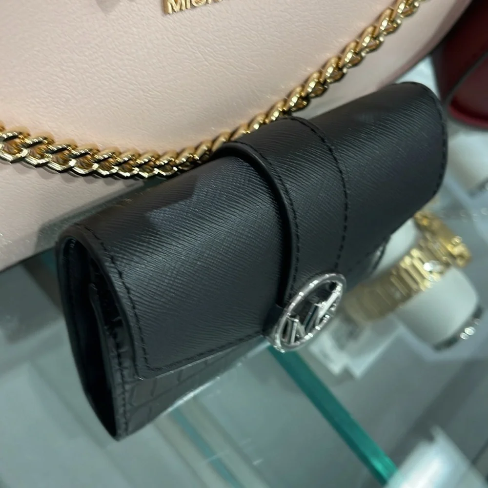 MICHAEL KORS CARMEN MEDIUM LOGO AND FAUX LEATHER WALLET BLACK  NWT